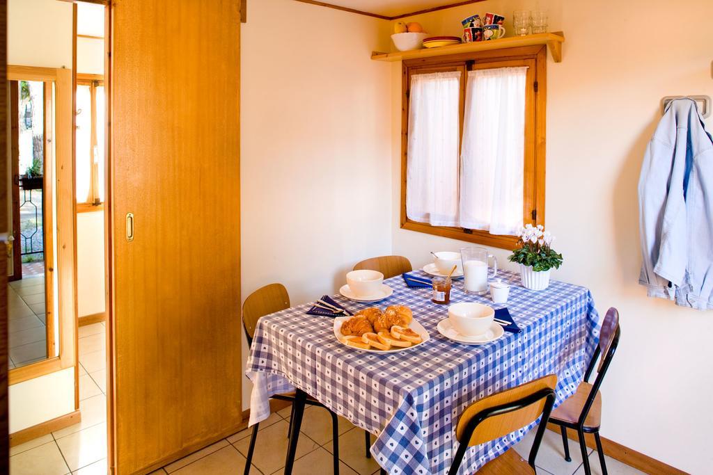 Camping Baciccia Hotel Ceriale Bagian luar foto